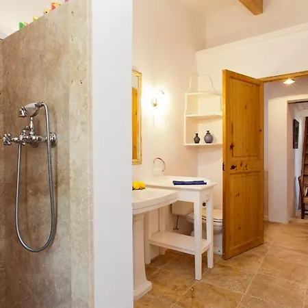 Будинок відпочинку Cremat